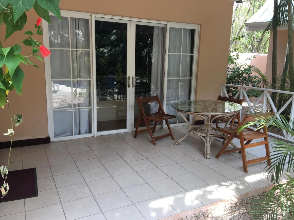 Playa Grande Park Villas Exterior photo